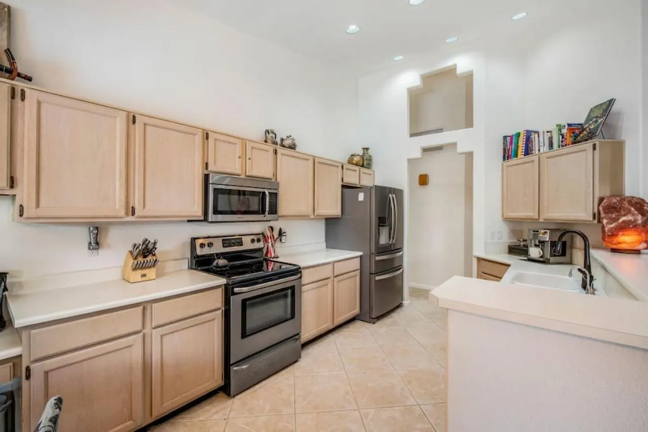 Beautiful Scottsdale Escape Heated Pool, Spa, & Putting Green Phoenix Tatil Evi