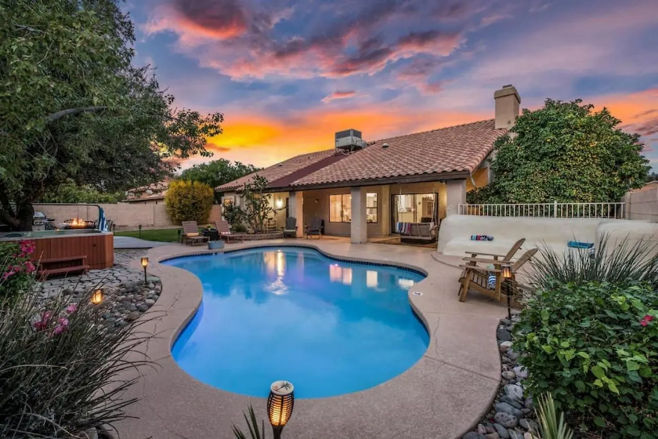 Beautiful Scottsdale Escape Heated Pool, Spa, & Putting Green Phoenix